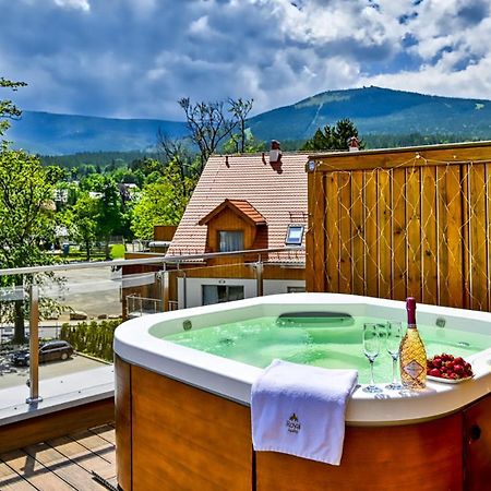 Royal Prestige Collection Z Prywatnym Jacuzzi - Stone Hill Resort Z Basenem I Saunami Szklarska Poręba Esterno foto